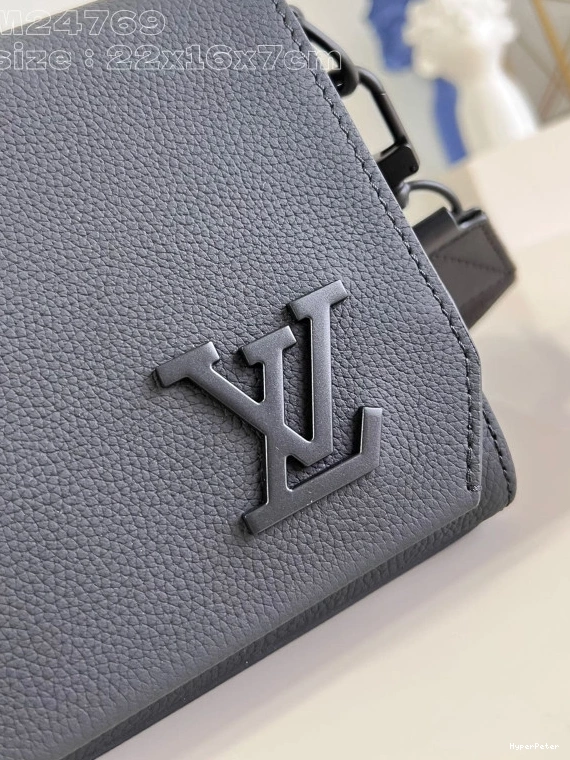 VUITTON Messenger LOUIS Takeoff PM-22*16.5*7CM 0714